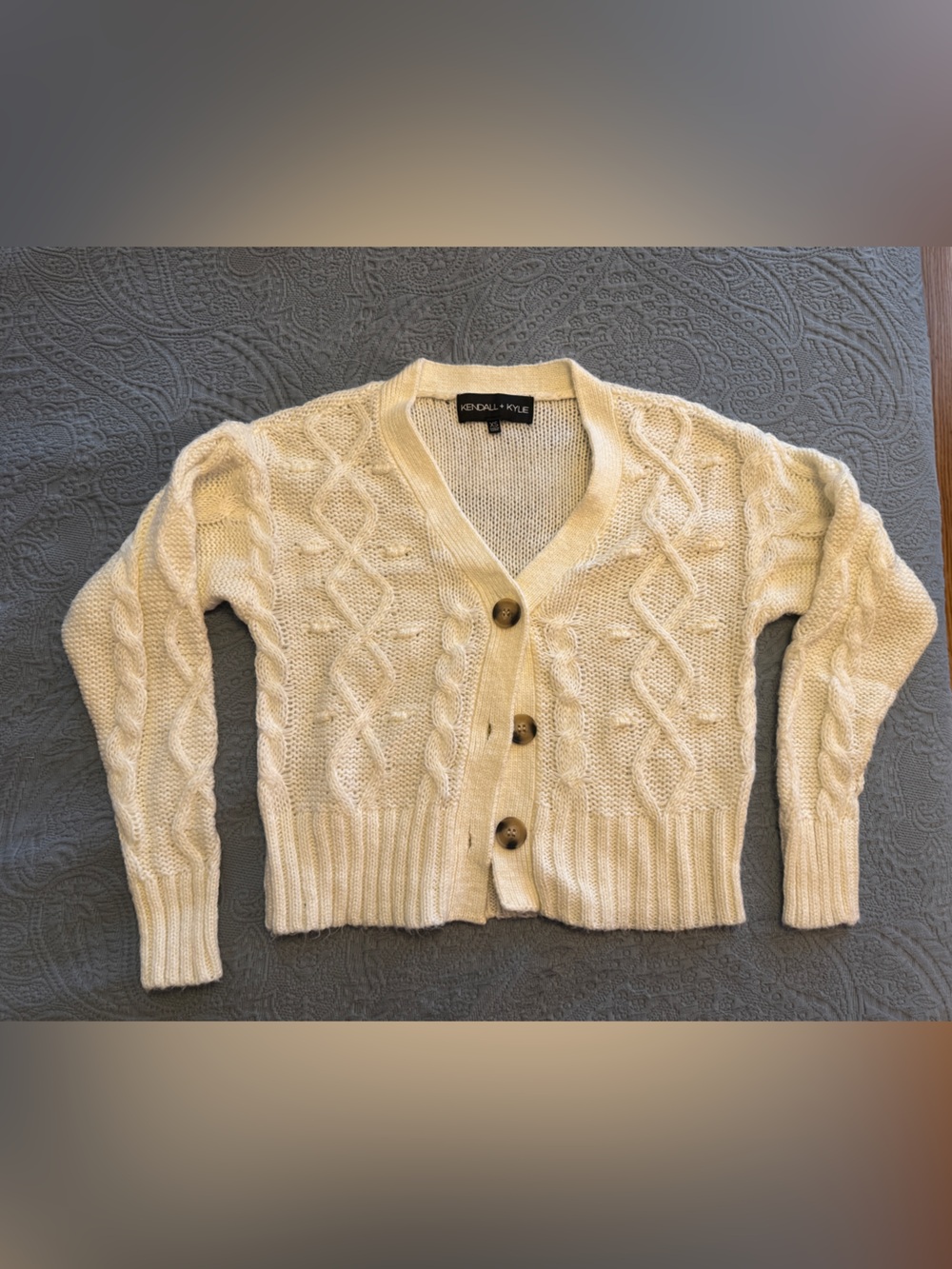 Kendall & Kylie Cream Cable Knit Button-Up Cardigan and tank set size XS